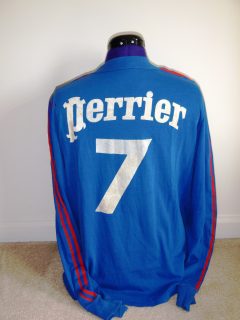 PSG_Blue_B